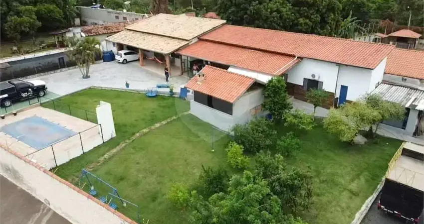 Chácara com 4 quartos à venda em João Jabour - SP