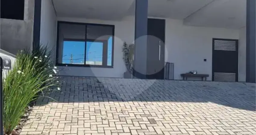 Casa à venda com 3 quartos, sendo 3 suítes, no condomínio costa das areias, salto - sp