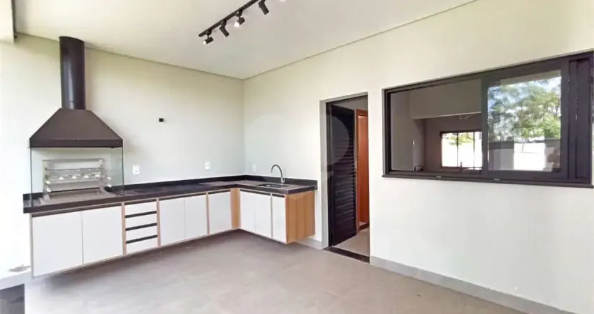 Casa à venda com 3 quartos, sendo 3 suítes, em condomínio central parque, salto - sp