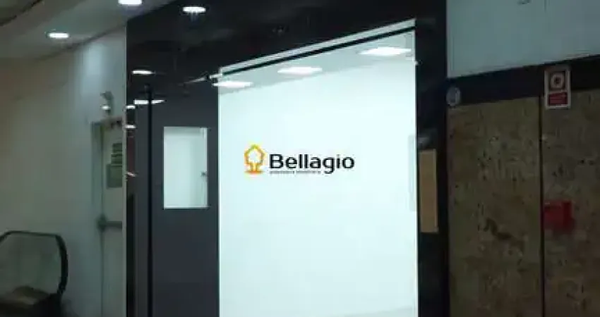 Ponto comercial para alugar na Calçadão Salvador Isaia, 1263, Centro, Santa Maria