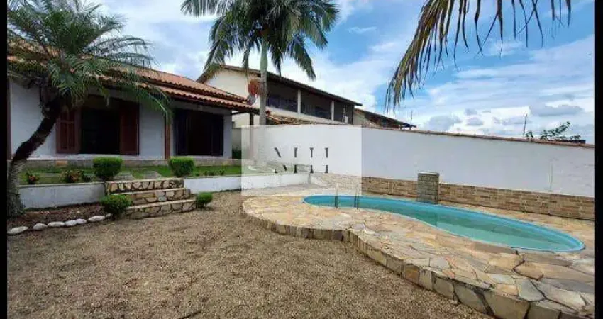 Casa com 3 quartos à venda no Morada da Colina, Resende 