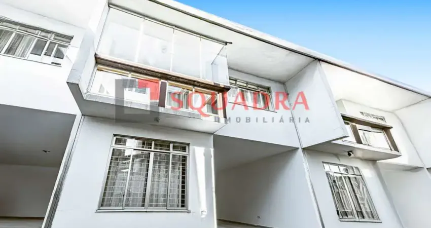 Sobrado com 3 quartos, 121 m², disponível para locação por R$ 3.300,00- Novo Mundo - Curitiba/PR