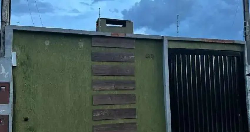 Casa à venda na Rua Massaranduba, Cará-cará, Ponta Grossa
