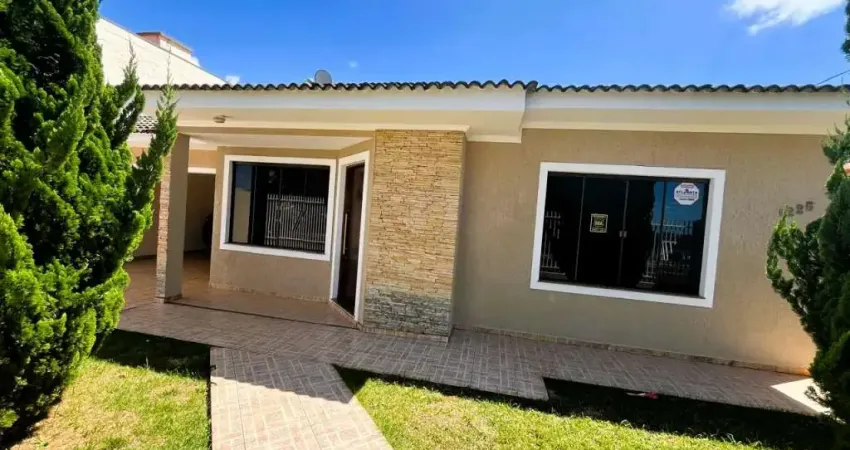 Casa com 3 quartos à venda na Rua Quinze de Setembro, Uvaranas, Ponta Grossa