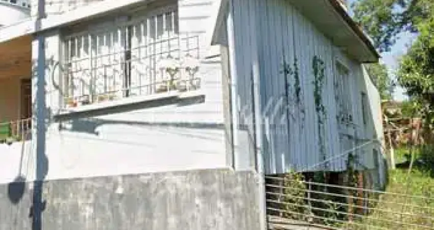 RESIDENCIA RUA PINHEIRO MACHADO ,CENTRO PONTA GROSSA PARANA