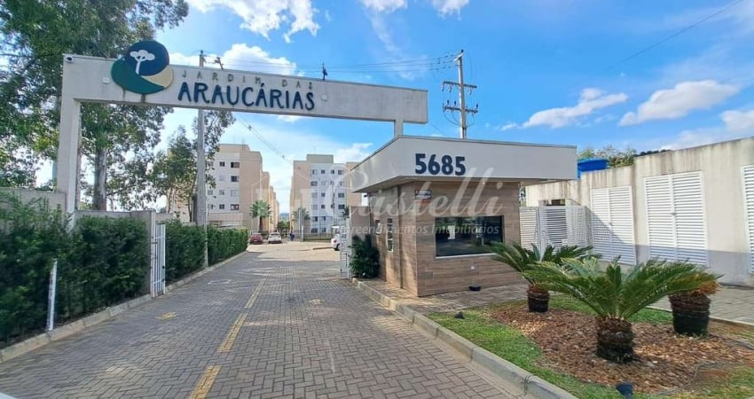 Apartamento terreo com 02 quartos e portaria 24 horas ao lado da UEPG
