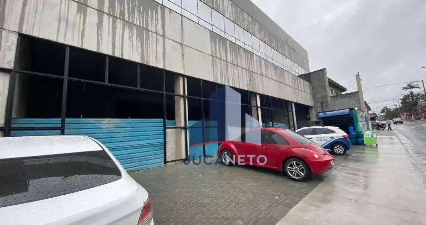 Galpão para alugar, 105 m² por R$ 7.000,00/mês - Santana - Ribeirão Pires/SP