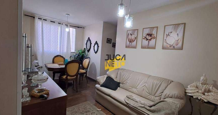 Apartamento com 3 dormitórios à venda, 61 m² por R$ 320.000,00 - Parque São Vicente - Mauá/SP