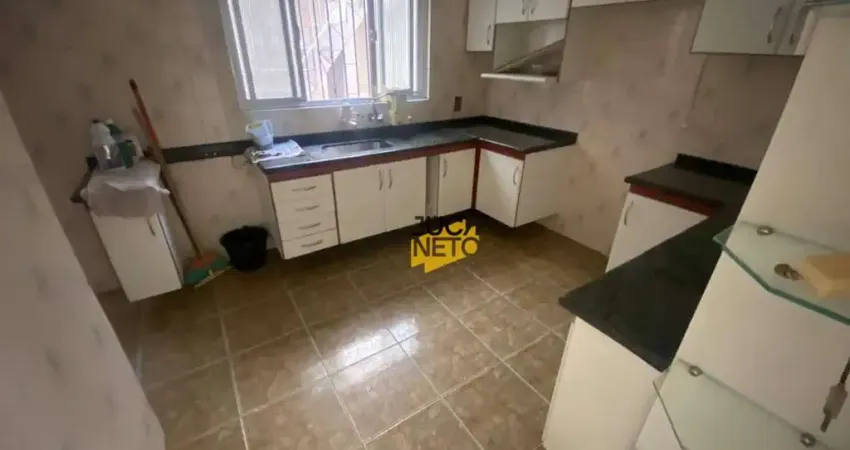 Casa com 4 dormitórios à venda, 229 m² por R$ 470.000,00 - Vila Suíça - Santo André/SP