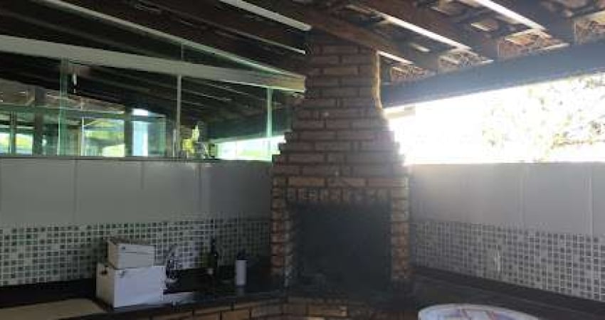 Casa com 2 dormitórios para alugar, 70 m² por R$ 3.600,00/mês - Granja Viana - Cotia/SP