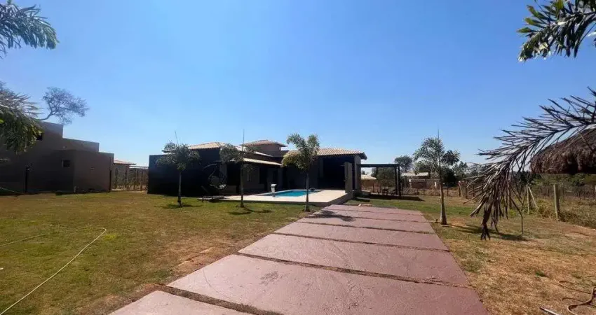 Casa com 2 quartos à venda na Serra Azul, 90, Centro, Mateus Leme