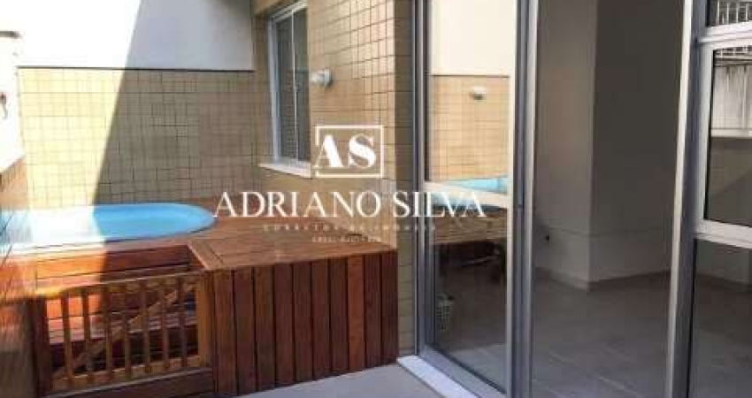 Cobertura à venda, no Condomínio do Edifício Versailles,  em Niterói, Santa Rosa, com 3 quartos, 136m²