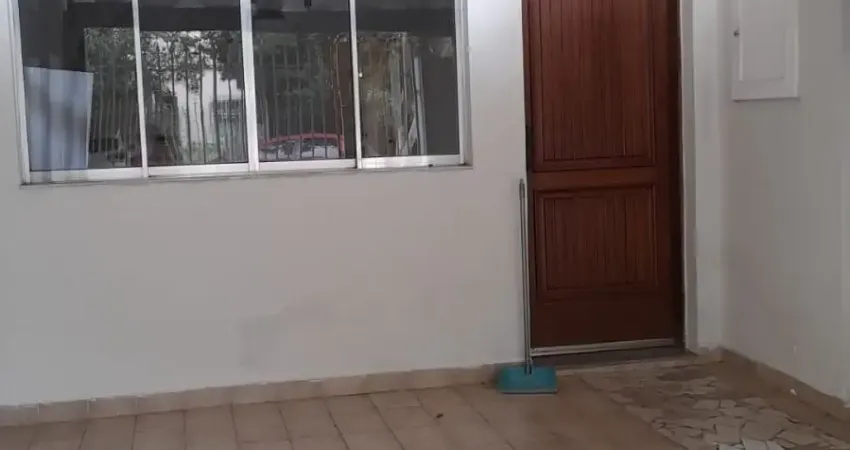 Sobrado com 2 dorm,2 banheiros 1vaga  prox.Pq Anchieta