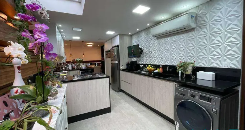 Casa Cond Uptown com 3 Dorm. - Oportunidade!