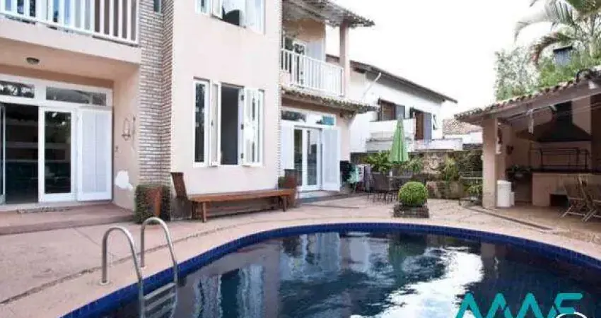 Casa em condomínio fechado com 3 quartos para alugar na Alameda Ubatuba, 161, Alphaville, Santana de Parnaíba