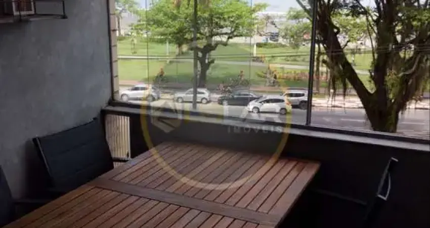 Apartamento de 3 dorms  de frente com dep completa ,frente mar