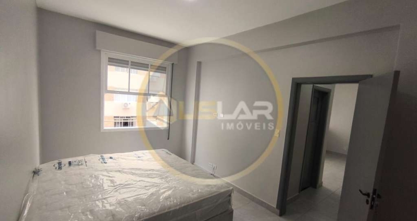 Apartamento de 1 dormitório amplo em predio com elevador. Garagem coletiva