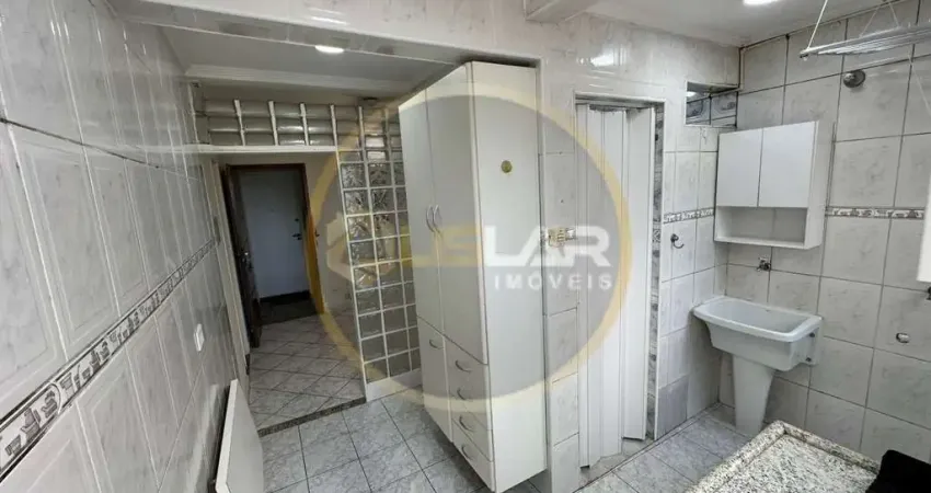 Apartamento de 1 dormitório na quadra da praia no bairro ponta da praia,
