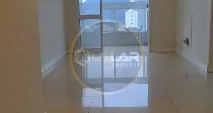 Apartamento em sv com 2 dorms, suite, varanda e com area de lazer completa