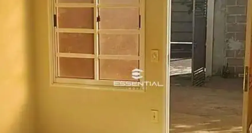 Casa financiada com 2 dormitórios, a venda por R$ 180.000 ou aluguel por R$ 800,00/mês no Bairro Dignidade em São José do Rio Preto/SP