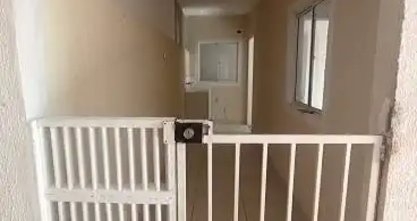 Casa com 2 quartos para alugar na Rua Zezita Cruz de Sales, 119, Jardim Gramacho, Duque de Caxias