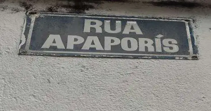 Apartamento com 2 quartos para alugar na Rua Maciel Monteiro, 35, Praia da Bandeira, Rio de Janeiro