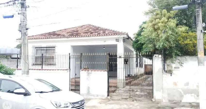 Casa à venda na Rua Engenheiro Coriolano, 71, Freguesia (Ilha do Governador), Rio de Janeiro