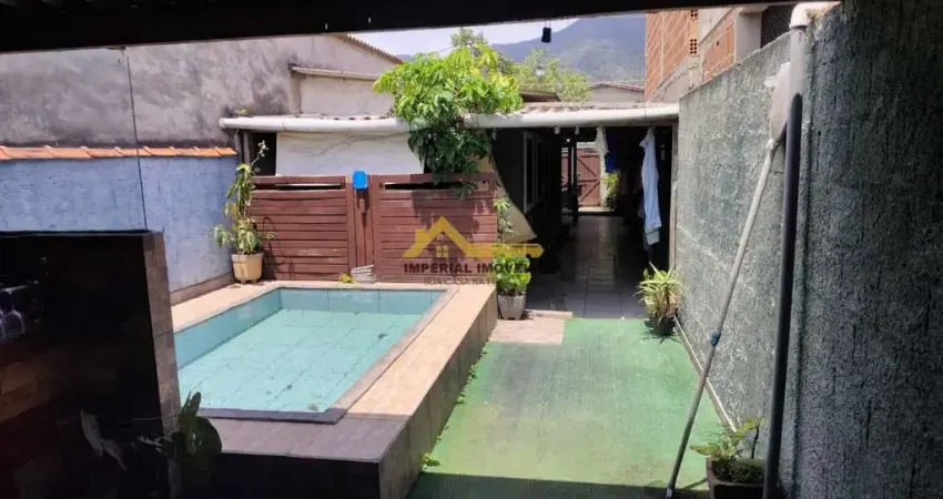 À venda - casa 1 dormitório com piscina no pereque mirim - caraguatatuba/sp