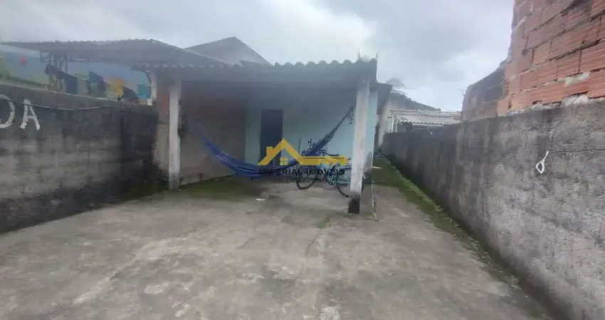 Casa com 1 quarto à venda no Getuba, Caraguatatuba