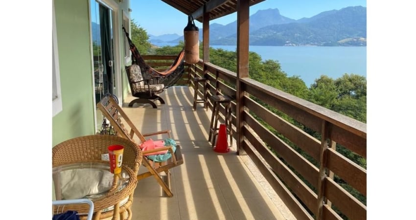 CASA DE CONDOMINIO FECHADO