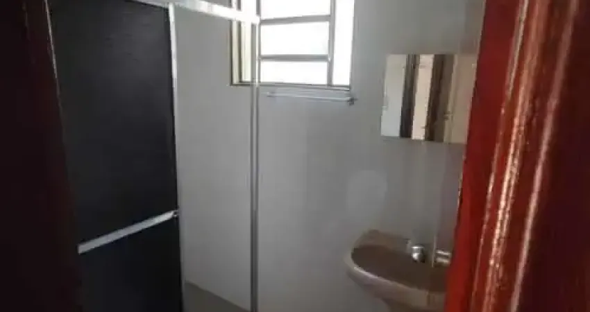 Casa com 2 quartos para alugar na Avenida Tiradentes, Setor Central, Anápolis
