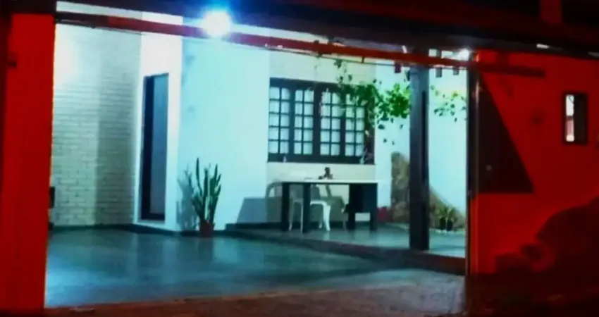 Belíssima Casa estuda entrada e parcelas . Venha que essa da negocio!!!!