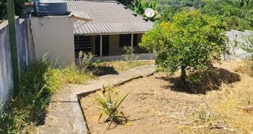 Casa Aconchegante à Venda - Excelente Localização em Biritiba Mirim