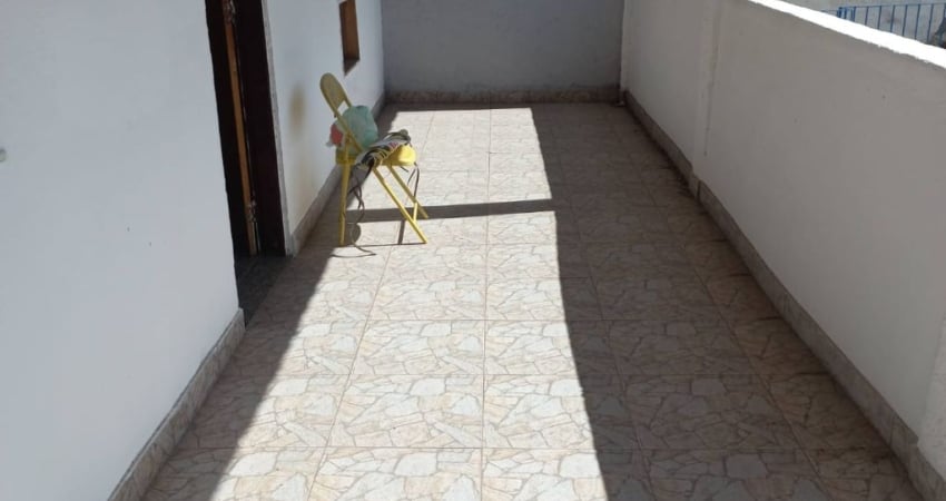 Duas casas a venda no mesmo terreno na Curicica, Rio de Janeiro - RJ.