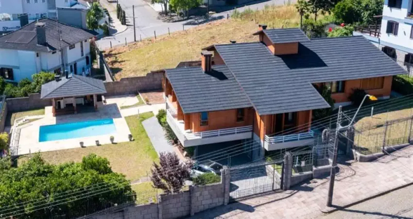 Casa com 4 quartos à venda no Cinqüentenário, Caxias do Sul 