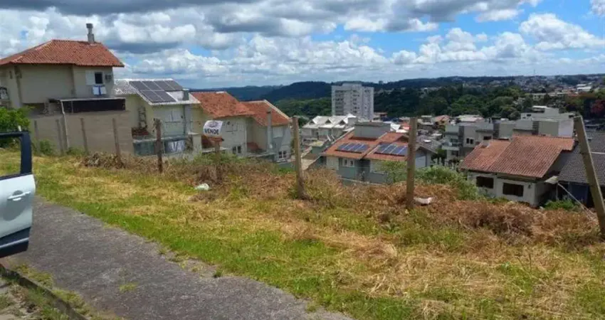 Terreno à venda no Kayser, Caxias do Sul 