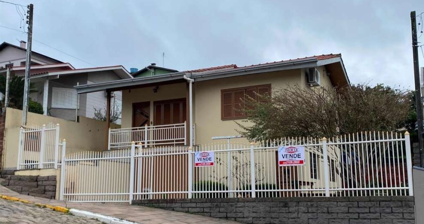 Casa com 3 quartos à venda no Monte Pasqual, Farroupilha 