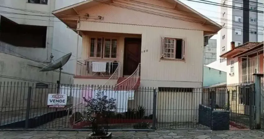 Casa à venda no Panazzolo, Caxias do Sul 