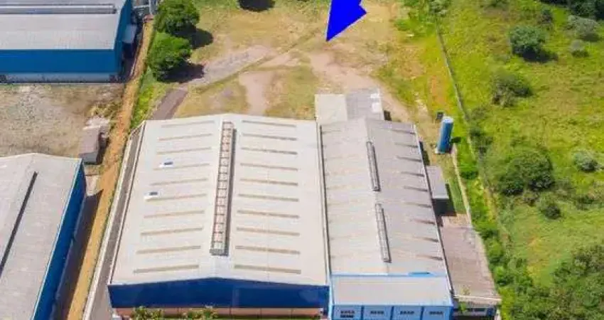 Galpão industrial para locação com 3857m² de área útil em Itatiba
