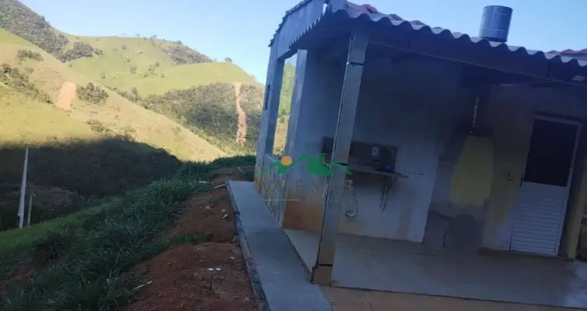 Chácara com 1 dormitório à venda, 21780000 m² por R$ 220.000,00 - Marins - Piquete/SP