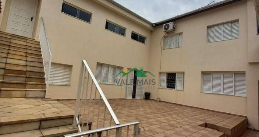 Casa com 3 dormitórios à venda, 351 m² por R$ 1.490.000,00 - Belvedere Club dos 500 - Guaratinguetá/SP
