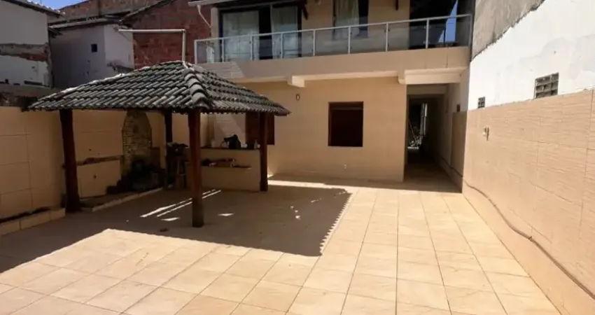 Excelente oportunidade para morar com conforto e praticidade, em uma das melhores localizações de arembepe!