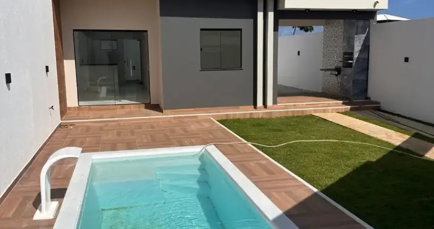 Bela casa térrea, projetada para oferecer conforto, lazer e praticidade em um dos destinos mais procurados do litoral.