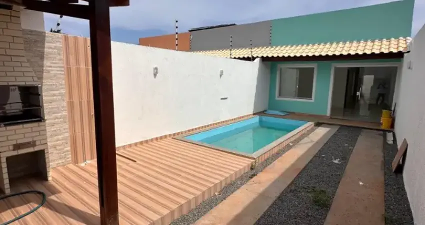 Casa à venda em condomínio fechado em arembepe-ba , litoral .