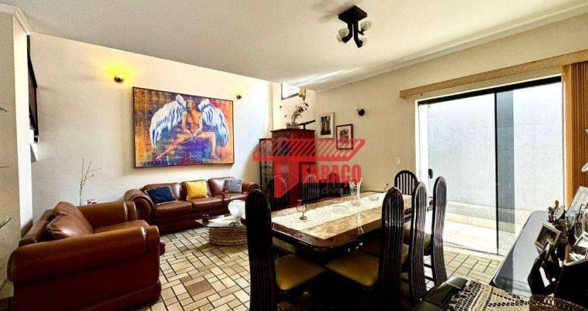 Sobrado com 3 dormitórios à venda, 297 m²  - Vila Pires - Santo André/SP