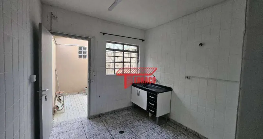 Casa com 2 dormitórios para alugar, 50 m² - Vila Gilda - Santo André/SP
