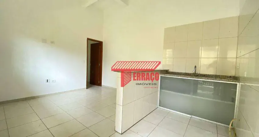 Casa com 1 dormitório para alugar, 40 m² - Jardim do Estádio - Santo André/SP
