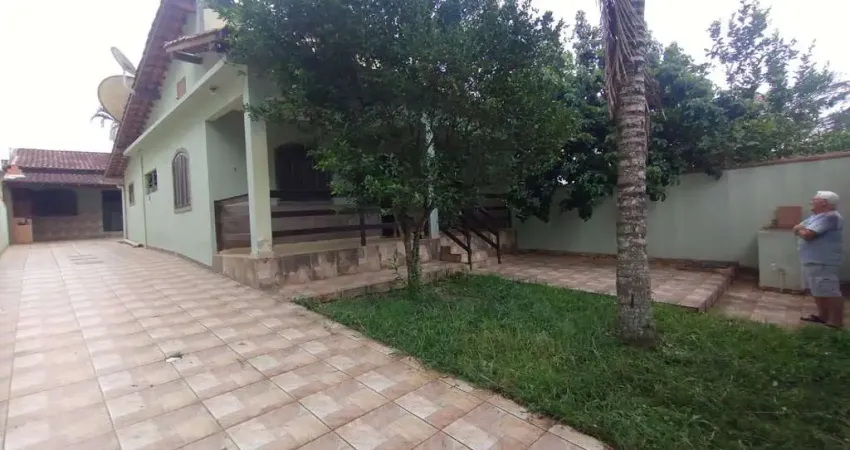 Casa com 2 quartos à venda na Praia Linda, São Pedro da Aldeia 