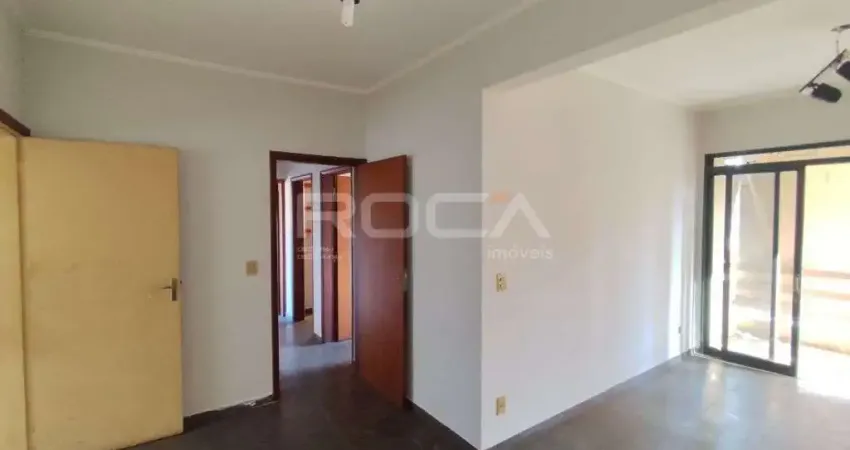 Apartamento à venda com 3 dormitórios no bairro Jardim Palma Travassos, em Ribeirão Preto.