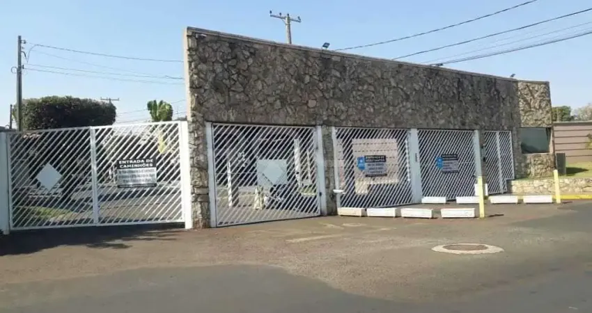 Casa à venda com 3 dormitórios no bairro Parque São Sebastião, em Ribeirão Preto.